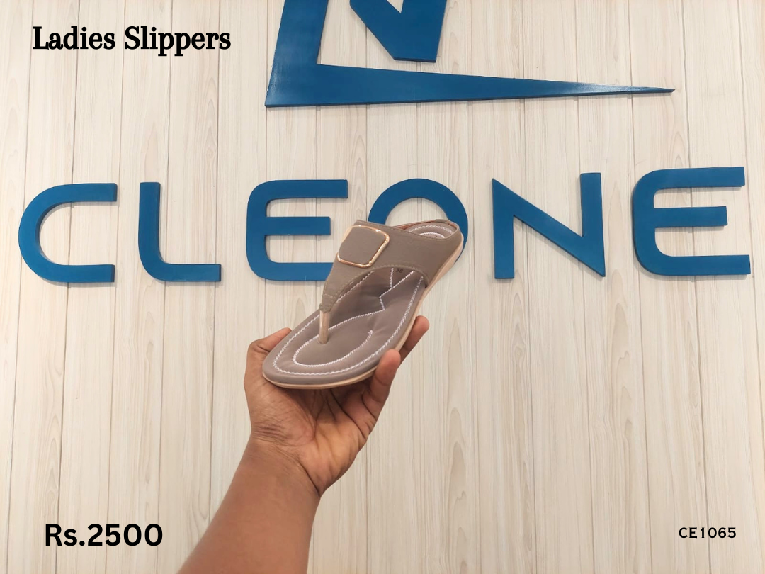 Ladies Slippers