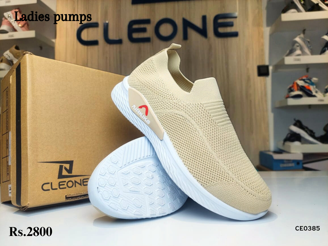 Ladies Pumps