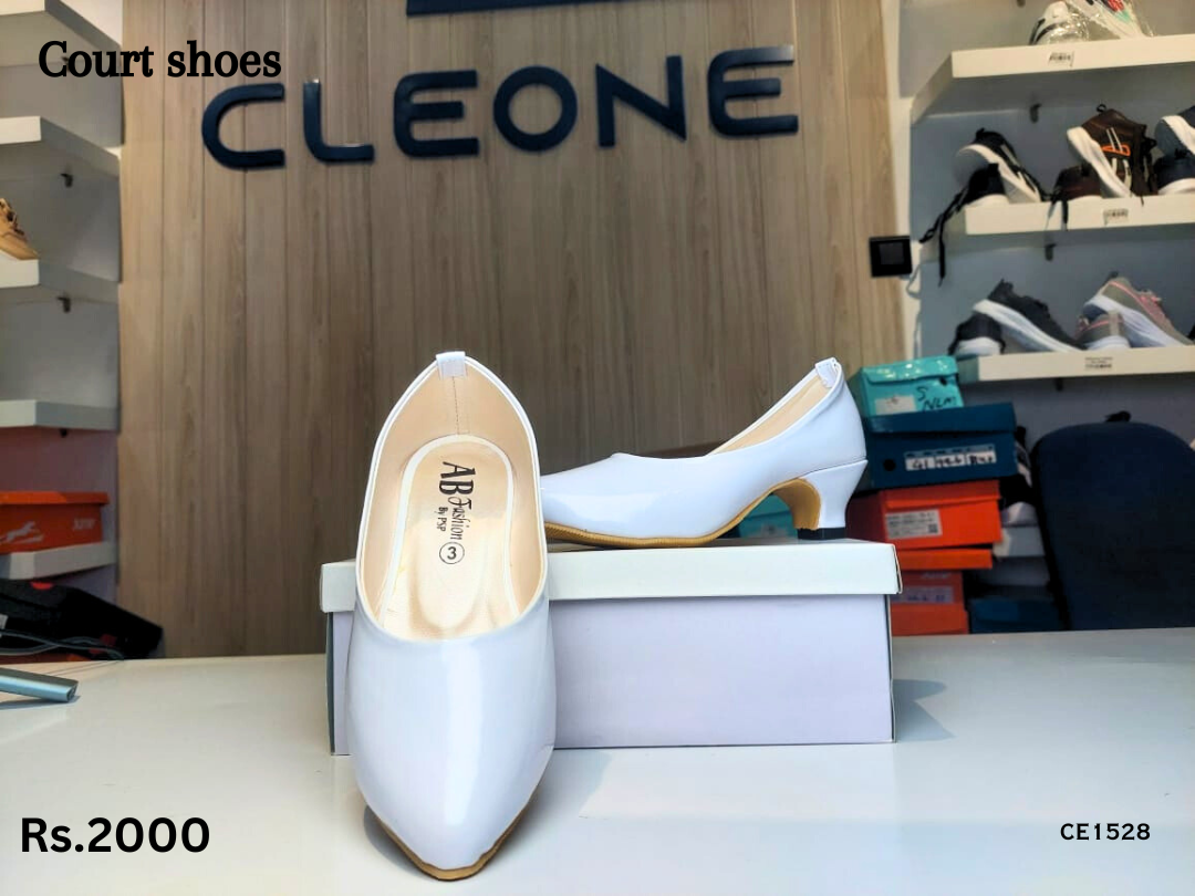 Ladies Court Shoes
