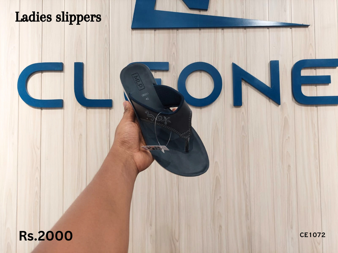 Ladies Slippers