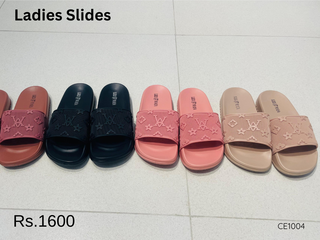 Ladies slippers