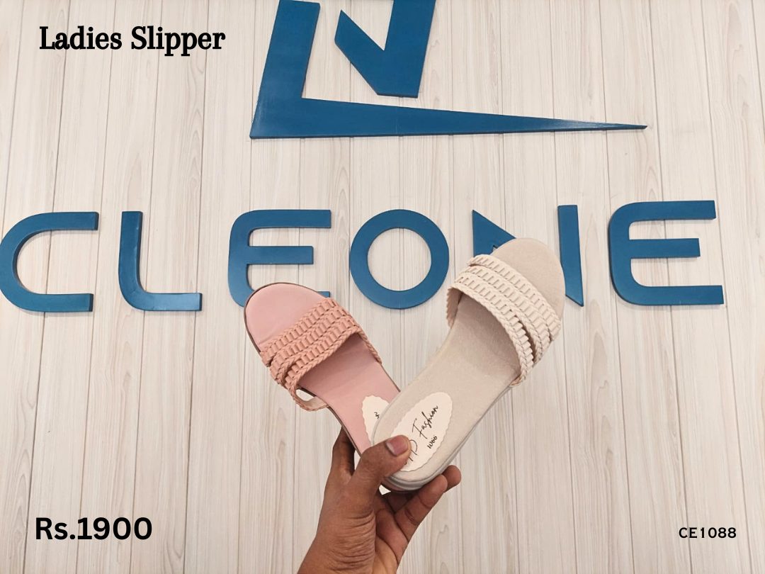 Ladies Slippers