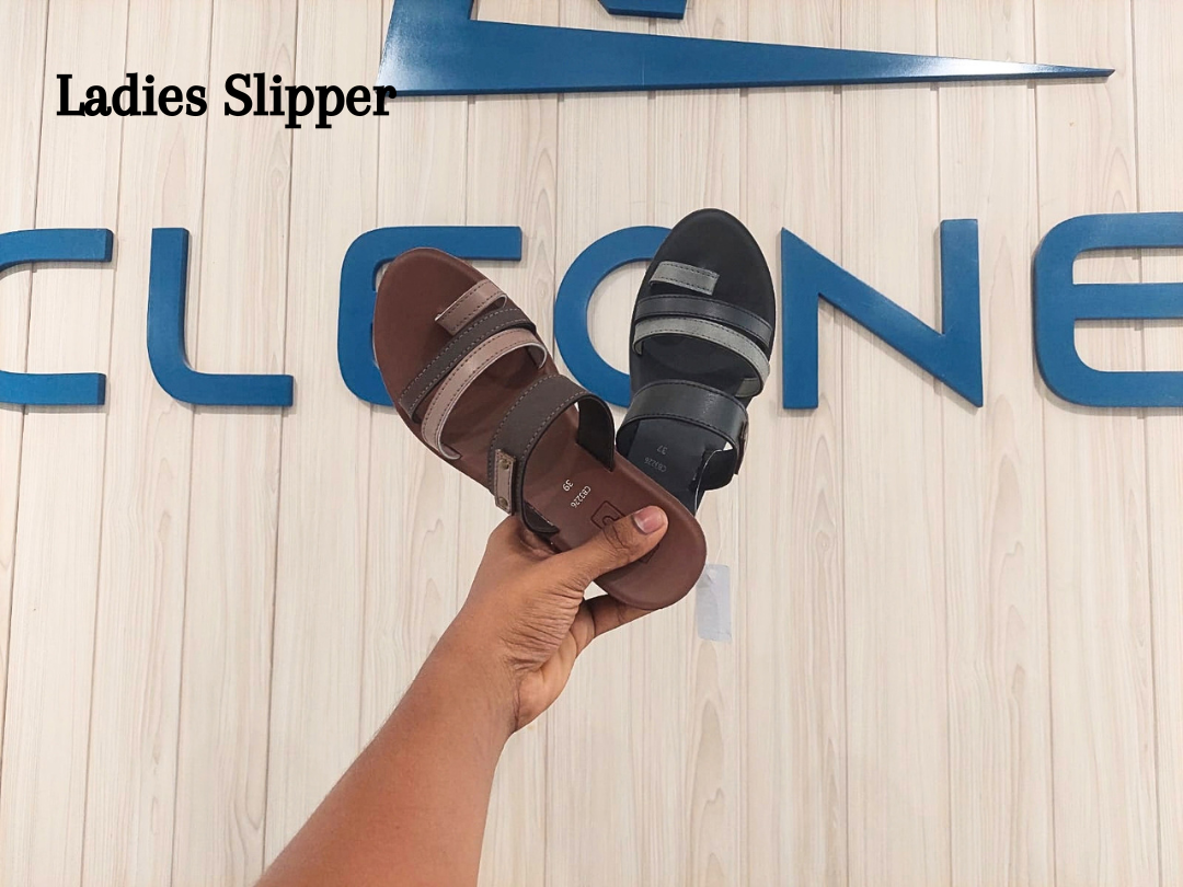 Ladies Slipper