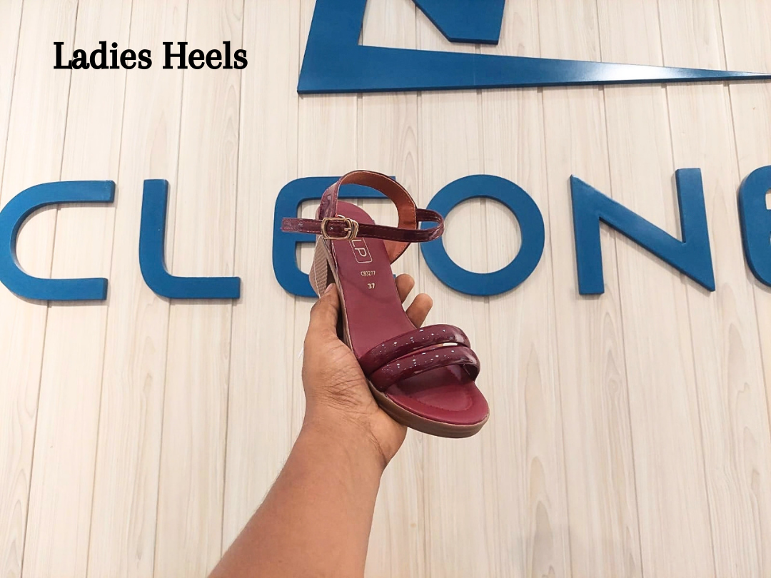 Ladies Heelts
